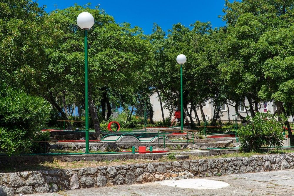 Kacjak Park za odmor 2*
